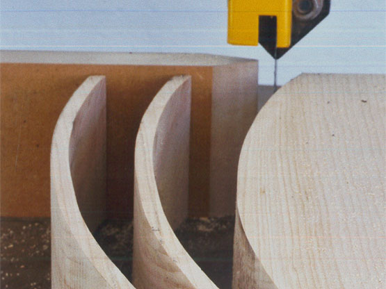 Ripping Curved Sections on the Bandsaw